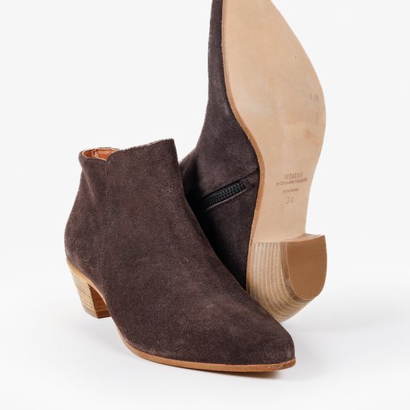 Woman by Common Projects Brown Suede Ankle Boots - Picture 4 of 10